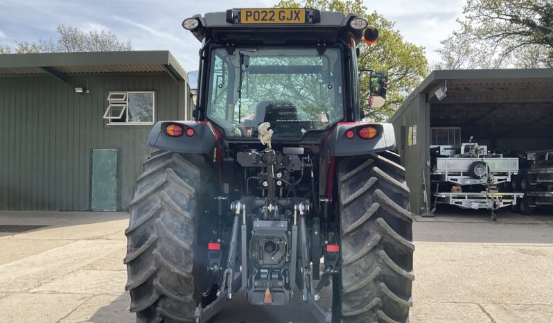 MASSEY FERGUSON 5711M full