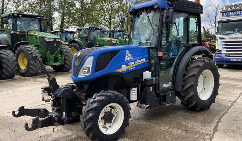 NEW HOLLAND T4.100N full