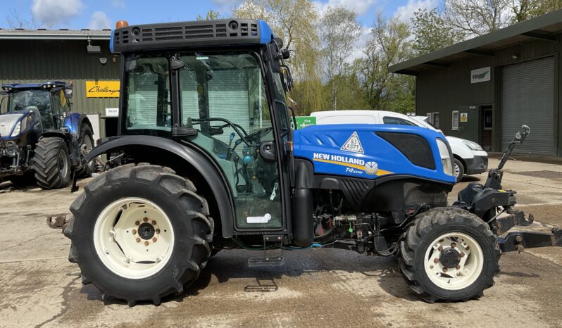 NEW HOLLAND T4.100N full