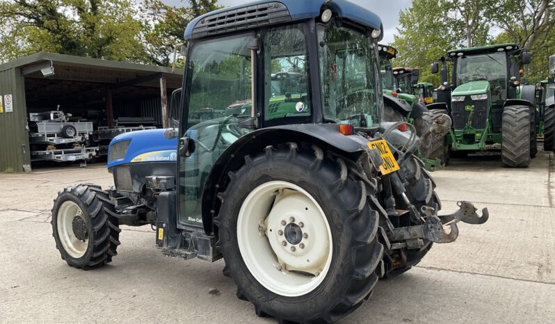 NEW HOLLAND T4050F full