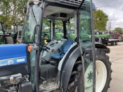 NEW HOLLAND T4050F full