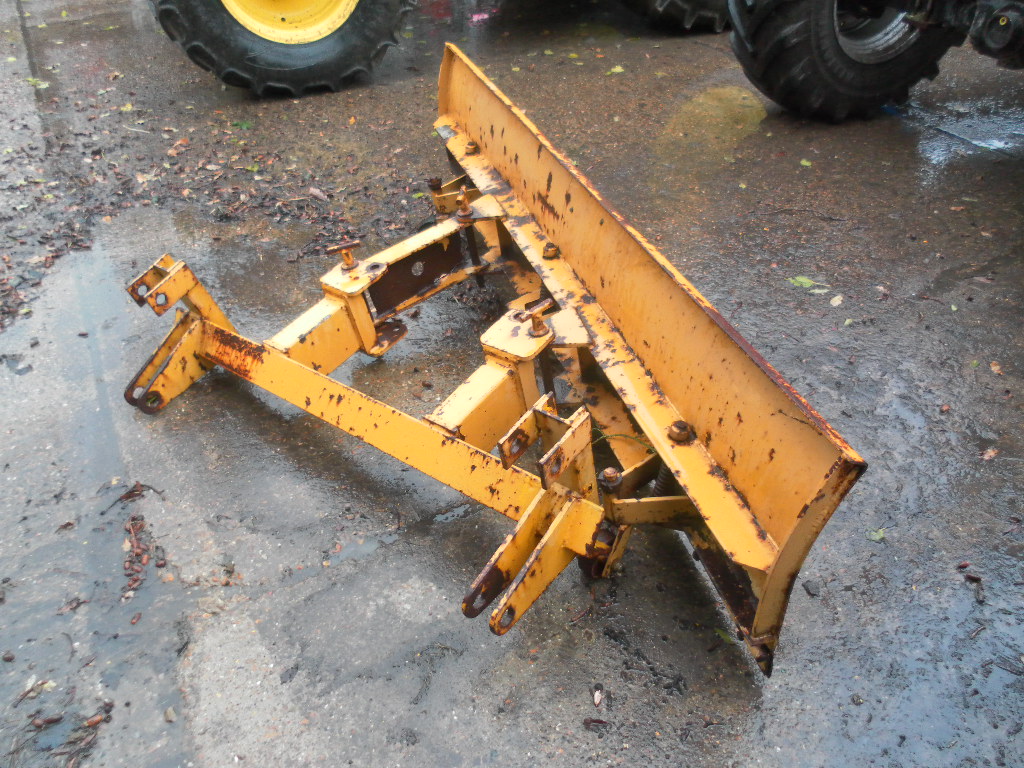 BOMFORD 7FT 5INS SNOW PLOUGH