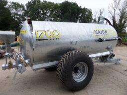 MAJOR 1700 GALLON VACUUM TANKER full