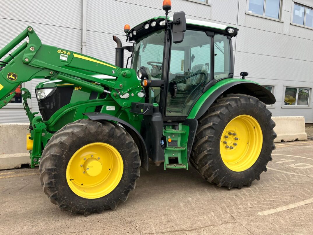 John Deere 6R 150