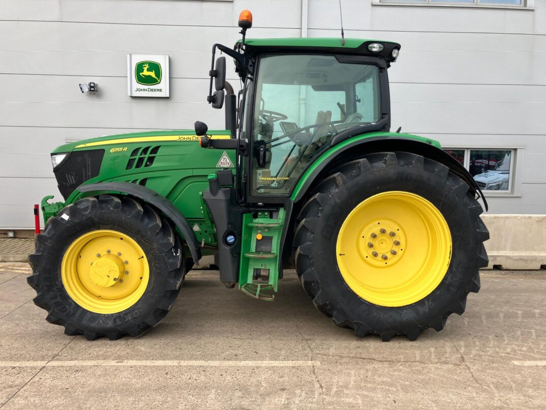 John Deere 6155R