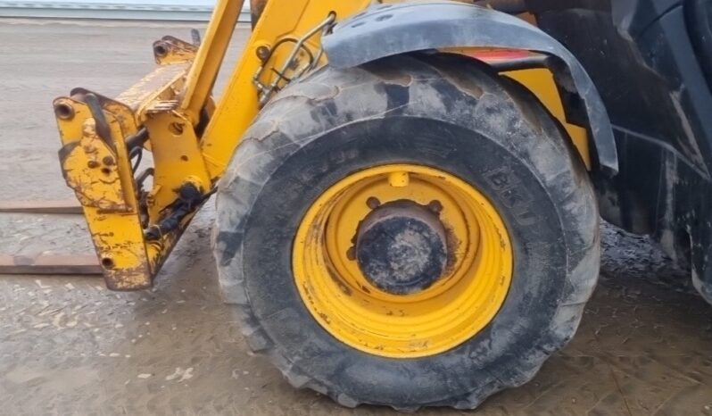 2011 JCB 536-60 Agri Super Telehandlers For Auction: Leeds – 22nd, 23rd, 24th & 25th January 25 @ 8:00am full