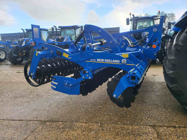 Used 2023 NEW HOLLAND SDM 400 Brand new 4 metre cultivator, Hydraulic fold, Hydraulic depth control, STS Single packer roller, 520MM Rubber sprung discs, Road lights for sale in Oxfordshire