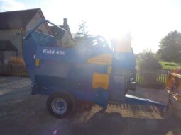 1 Kidd 450 Trailed Bale Shredder full