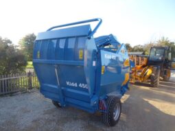 1 Kidd 450 Trailed Bale Shredder full