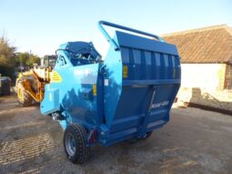 1 Kidd 450 Trailed Bale Shredder full