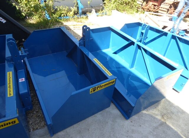 1 Fleming 5ft Transport Box full