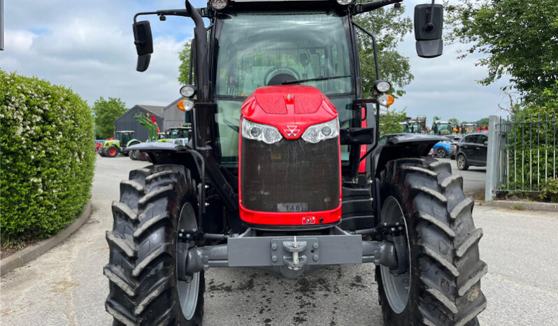 Used Massey Ferguson 5711 Dyna 4 Essential tractor full