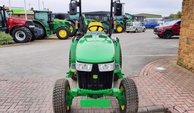 John Deere 3046R full