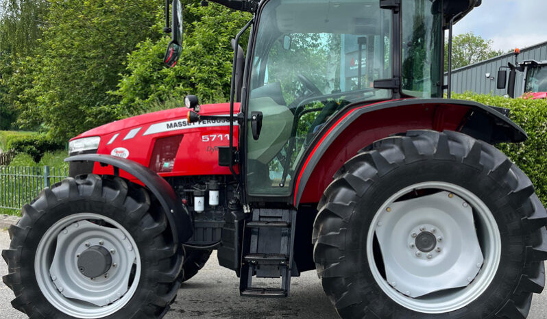 Used Massey Ferguson 5711 Dyna 4 Essential tractor full