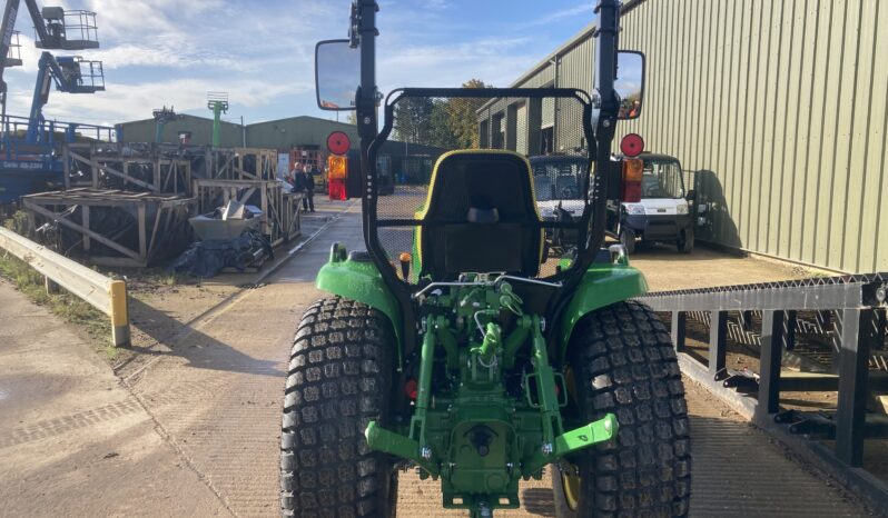 John Deere 3046R full