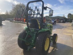 John Deere 3046R full