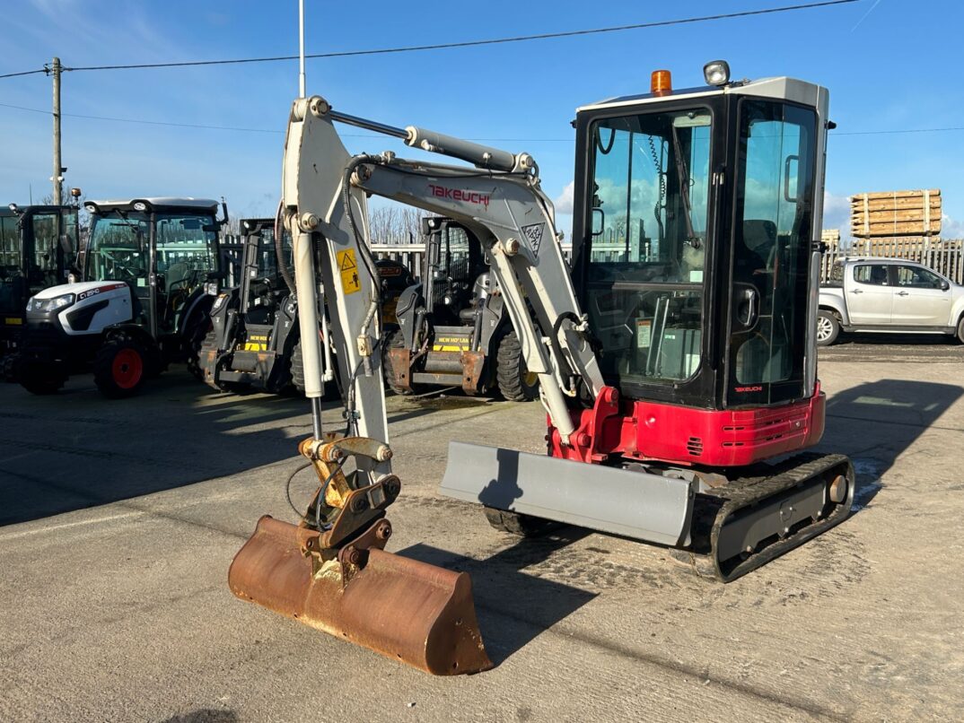 2017 Takeuchi TB23R in Carmarthenshire