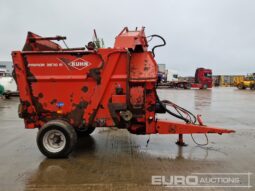 2011 Kuhn Primor 3570M Single Axle Draw Bar PTO Driven Bale Shredder Farm Machinery For Auction: Leeds – 5th, 6th, 7th & 8th March 2025 @ 8:00am full