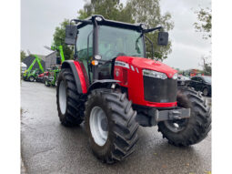 Used Massey Ferguson 5711 Tractor full