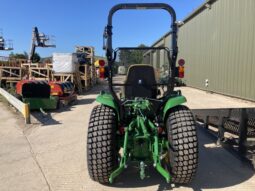 John Deere 3039R full