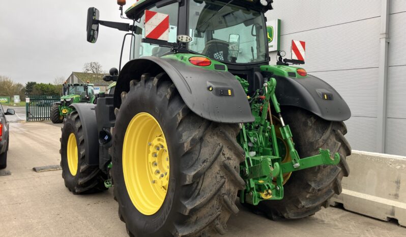 John Deere 6R 215 full