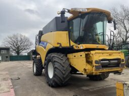 NEW HOLLAND CR9080 ELEVATION full