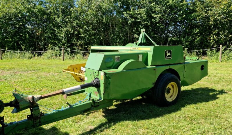 John Deere 465A Conventional Baler full