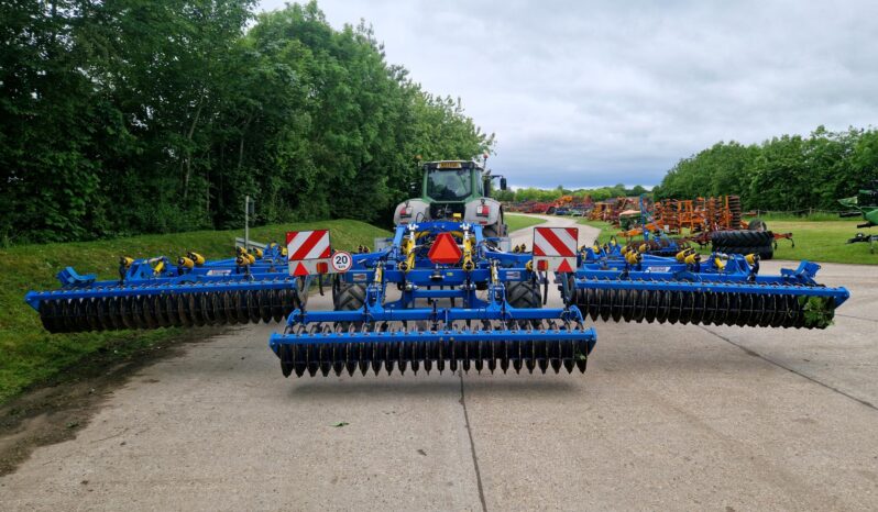 2018 Farmet Fantom 850 Pro 8.5m tine cultivator full