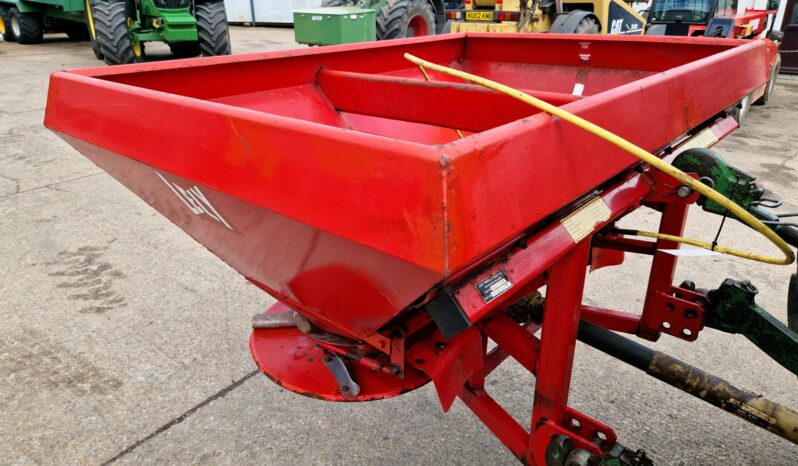 Lely Centerliner fertiliser spreader full