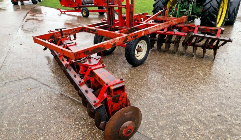 Pettit 76 Series 12′ trailed disc harrows full