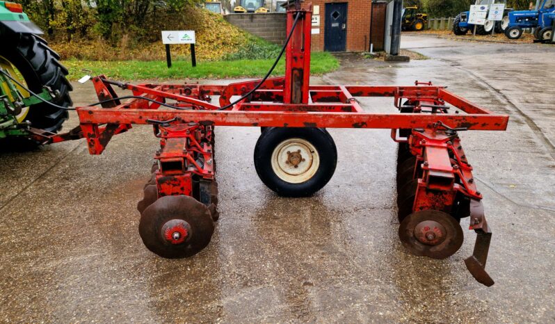 Pettit 76 Series 12′ trailed disc harrows full