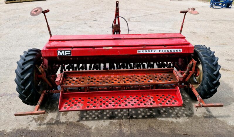 Massey Ferguson 30 3M trailed grain drill full