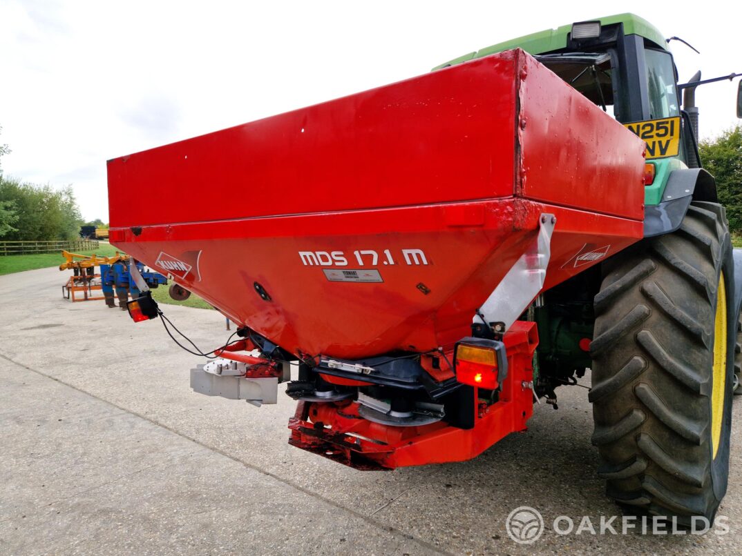 2010 Kuhn MDS 17.1 fertiliser spreader