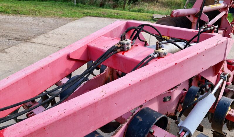 Vaderstad Carrier 8.2M c/w Ripper crossboard kit full