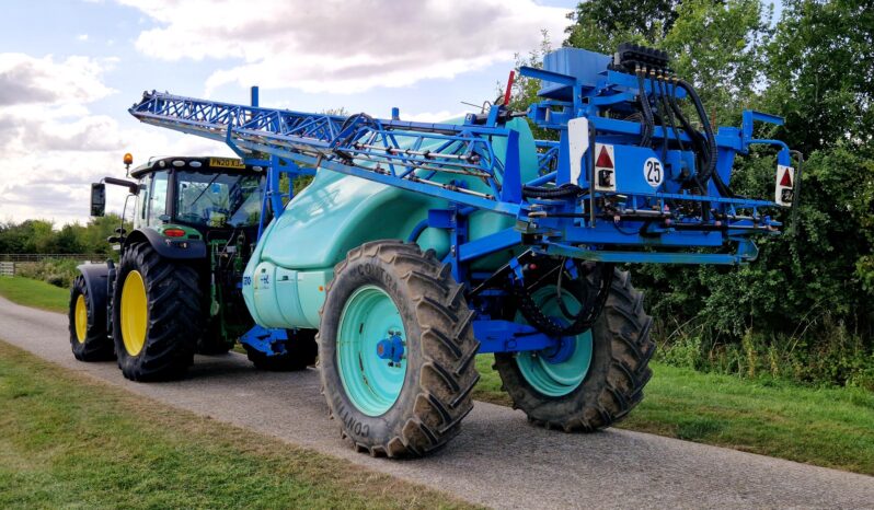 2007 Berthoud Tenor 32m trailed sprayer full