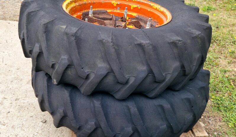 Pair of 16.9 X 30 Wheels to fit Fordson Major full