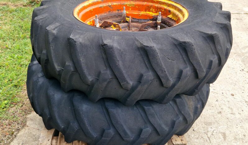 Pair of 16.9 X 30 Wheels to fit Fordson Major full