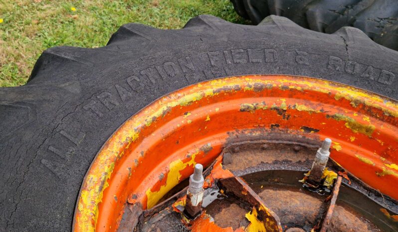 Pair of 16.9 X 30 Wheels to fit Fordson Major full