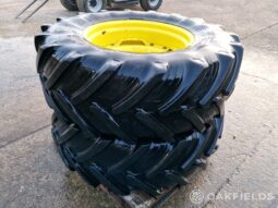 480/70R28 and 580/70R8 wheelset to fit John Deere 7810 full