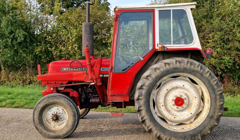 1976 International 454 52 2WD Tractor full