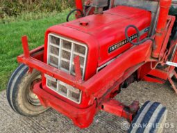 1976 International 454 52 2WD Tractor full