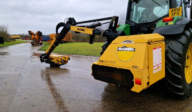 2017 McConnell PA6570T Hedge Cutter full