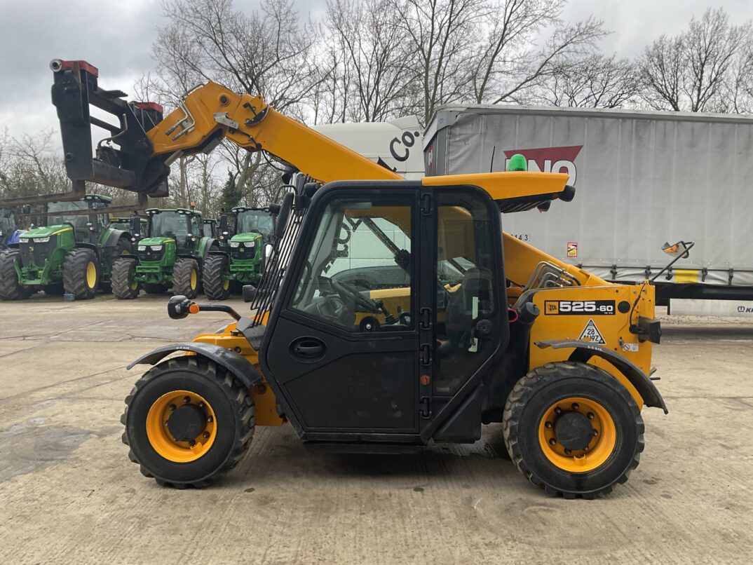 JCB 525-60 HI VIZ