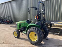 John Deere 3025E full