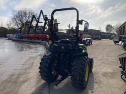 John Deere 3025E full