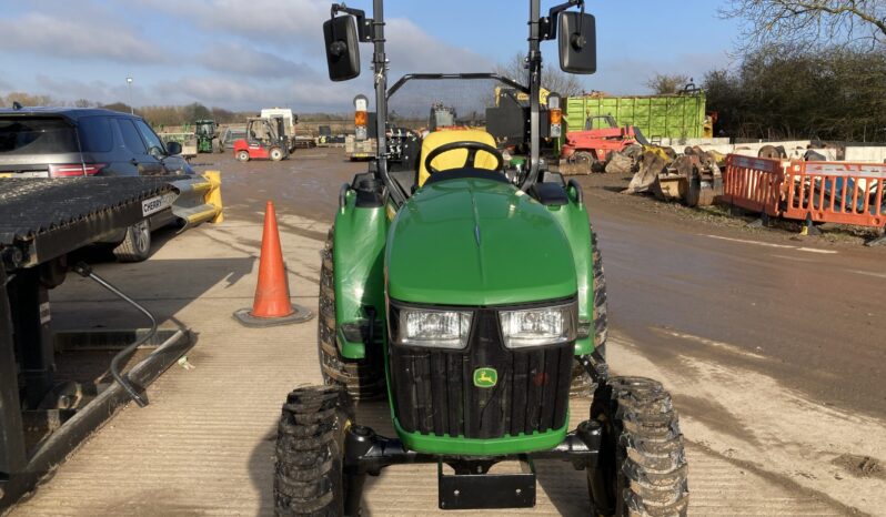 John Deere 3025E full