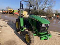 John Deere 3046R full