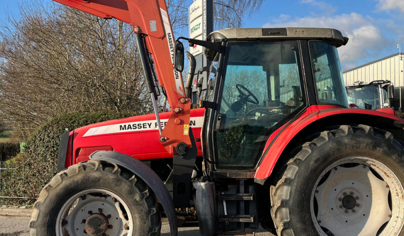 Used Massey Ferguson 5470 Dyna 4 tractor with Loader full