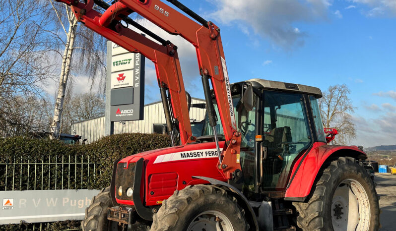 Used Massey Ferguson 5470 Dyna 4 tractor with Loader full