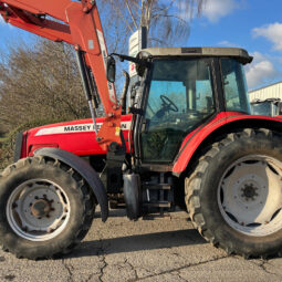 Used Massey Ferguson 5470 Dyna 4 tractor with Loader full